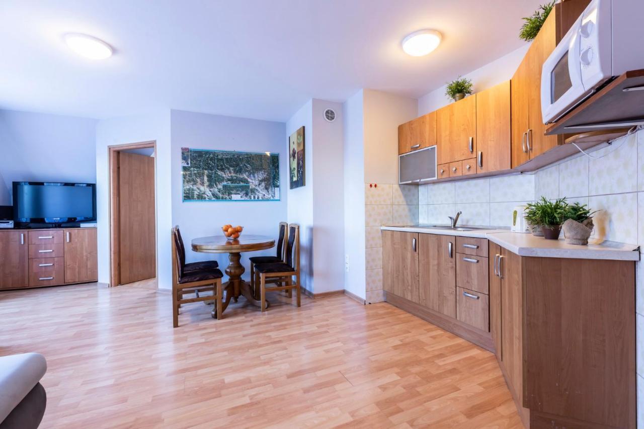 Udanypobyt Apartamenty Skocznia 자코파네 외부 사진