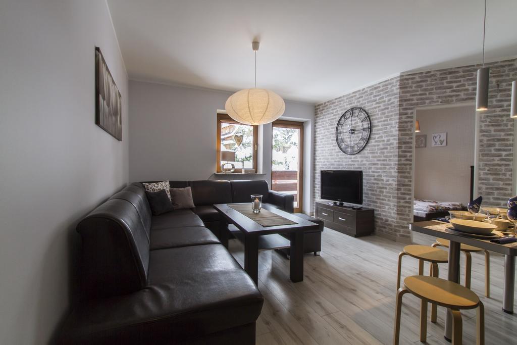 Udanypobyt Apartamenty Skocznia 자코파네 외부 사진